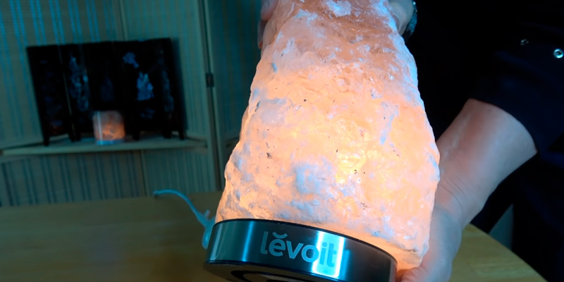 Review of Levoit Kyra Himalayan Salt Lamp Hand Carved Natural Therapeutic Salt Rock Crystal Lamps