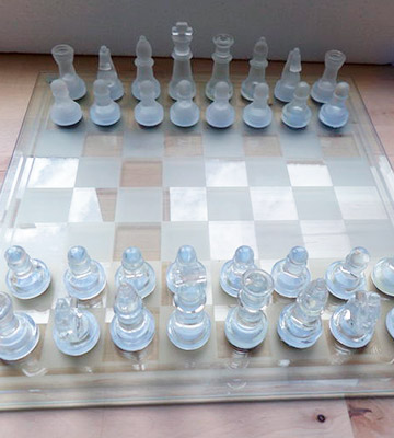 Global Gizmos Glass Chess 2-in-1 Benross - Bestadvisor