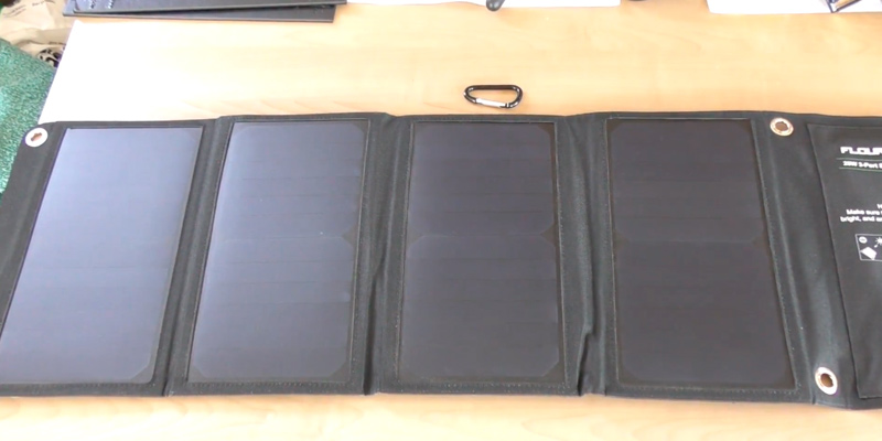 Review of Floureon T015388CI Solar Charger Power Bank