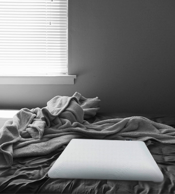 Bluewave Bedding Super Slim Gel Memory Foam Pillow for Stomach and Back Sleepers - Bestadvisor