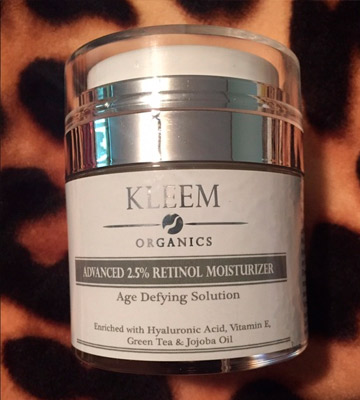 Kleem Organics Anti Aging with Retinol, Hyaluronic Acid, Vitamin E - Bestadvisor