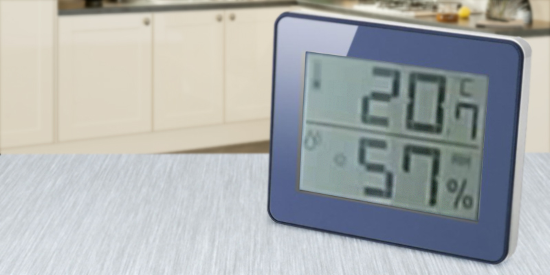 TFA-Dostmann Thermometer Hygrometer in the use - Bestadvisor