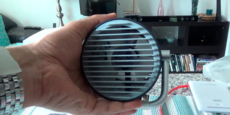 Review of Fancii Small Personal USB Fan
