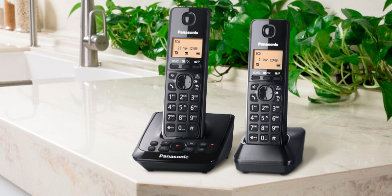 Panasonic KX-TG2722EB Cordless Telephone Set in the use - Bestadvisor