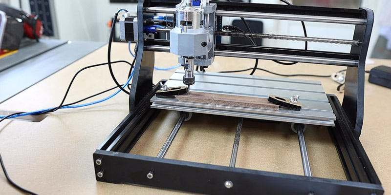 HomdMarket CNC 3018 Max Engraving Machine in the use - Bestadvisor