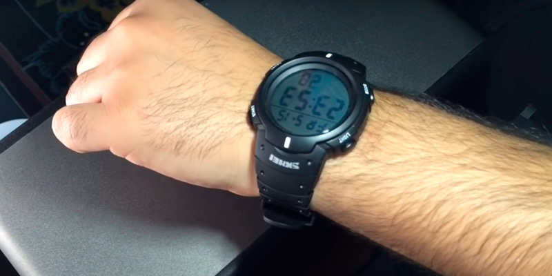 Review of VERYCOZY Sport Watch 50M Waterproof Watch, Sport Wrist Watch for Men