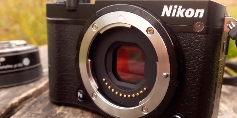Review of Nikon 1 J5 Compact System Camera