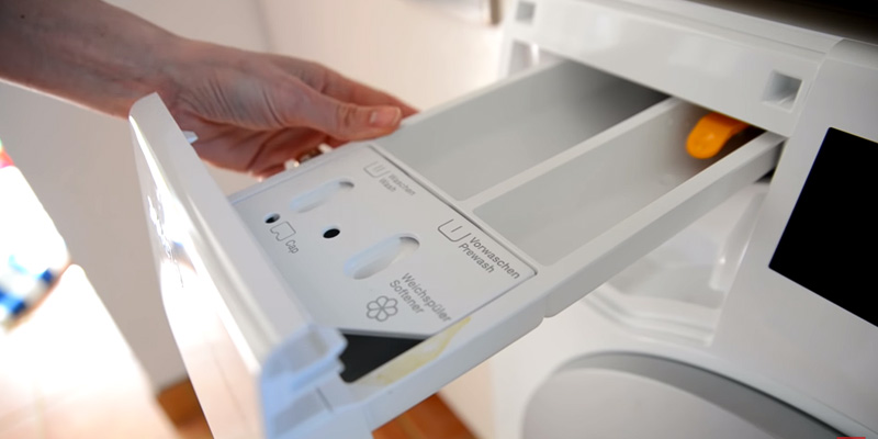 Miele WSG363 Freestanding Washing Machine with Quick Powerwash in the use - Bestadvisor