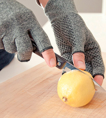 Medipaq fingerless Anti-Arthritis Gloves with Grip - Bestadvisor