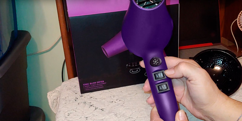 Review of JINRI JR-104D Professional Lightweight Hairdryer with Diffuser
