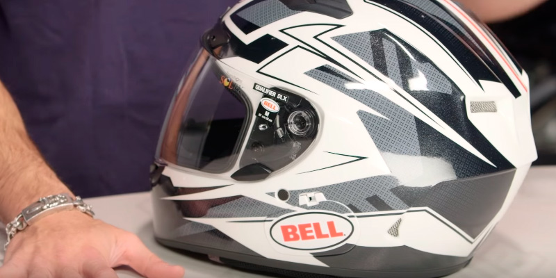 Review of Bell Qualifier DLX Clutch Motorcycle Helmet