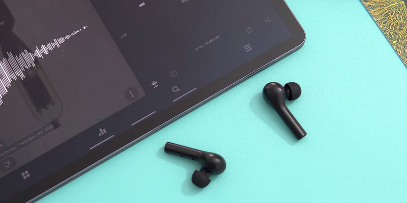 Aukey EP-T21 True Wireless Earphones with Noise Cancellation (25H Playtime, IPX4 Waterproof) in the use - Bestadvisor