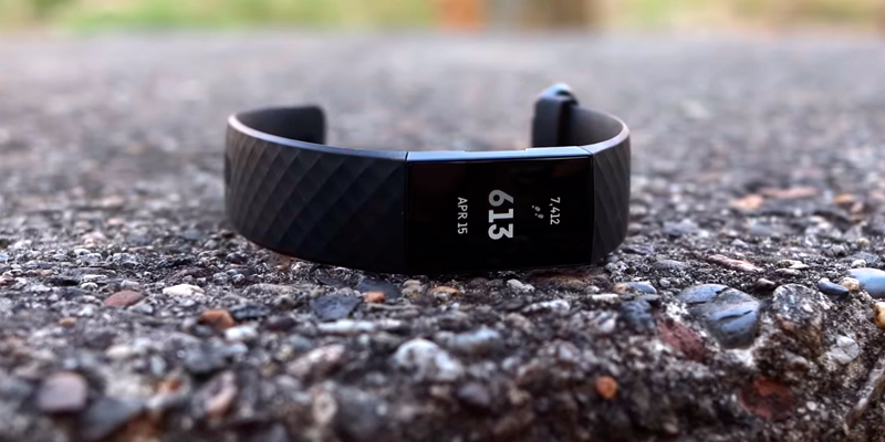 Review of Fitbit Charge 4 Fitness Tracker with GPS