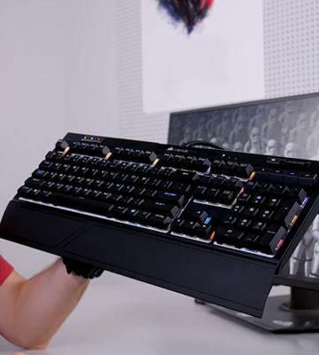 Corsair K70 RGB MK.2 Mechanical Gaming Keyboard (RGB Backlighting, Aluminium Chassis) - Bestadvisor