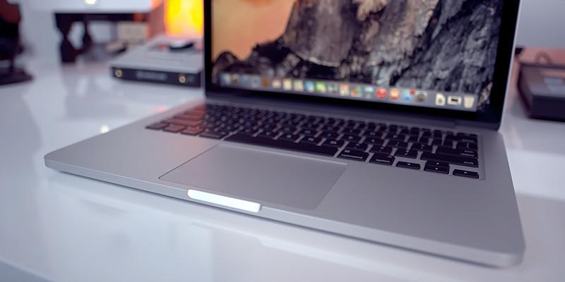 Apple MacBook Pro (MF839LL/A) Laptop with Retina Display, 128GB in the use - Bestadvisor