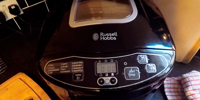 Russell Hobbs 23620 Compact Fast Breadmaker in the use - Bestadvisor