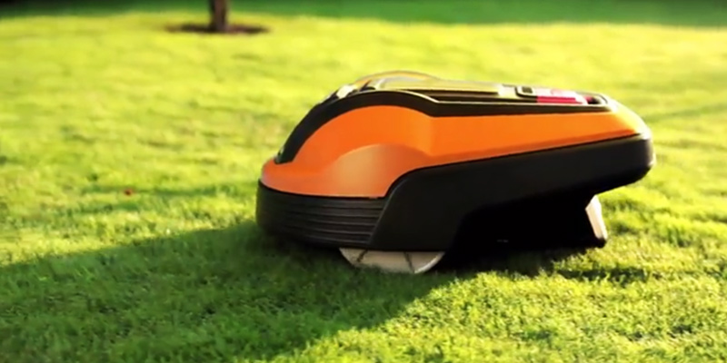Review of Flymo 9676450-03 Robotic Lawnmower