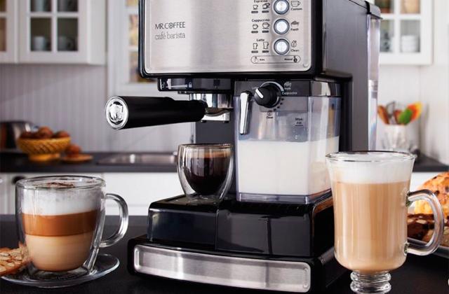 Comparison of Espresso Machines for Brewing Delicious Coffee Drinks