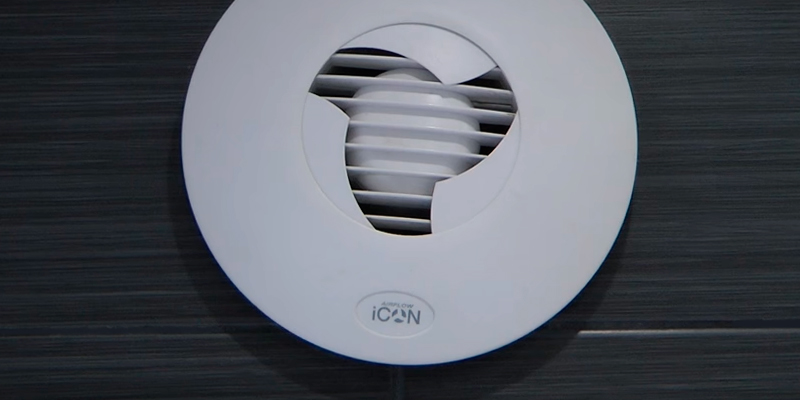 Airflow iCON ECO 15 Extractor Fan Outlet in the use - Bestadvisor