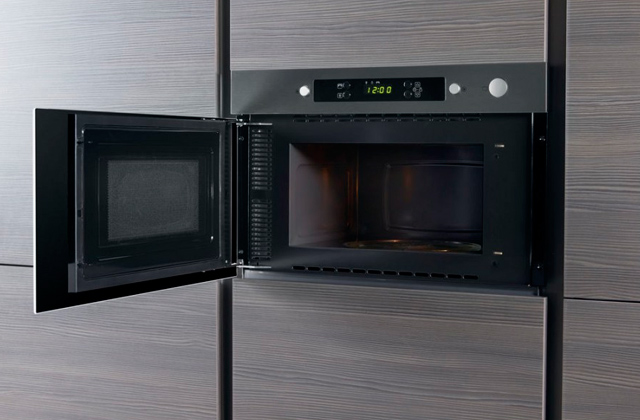 Comparison of Built-In Microwaves