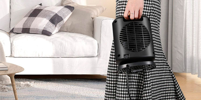 COMLIFE PTC 900W/1800W Electric Mini Personal Heater Fan in the use - Bestadvisor