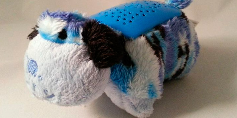 Review of My Pillow Pets Camo Dog Dream Lites