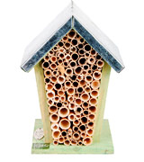 Wild on Wildlife WA02 Esschert Design Wood Bee House