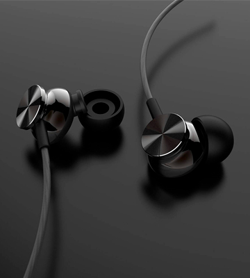Betron BS10 In-Ear Headphones - Bestadvisor