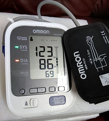 Omron M6 COMFORT Intellisense Upper Arm Blood Pressure Monitor - Bestadvisor