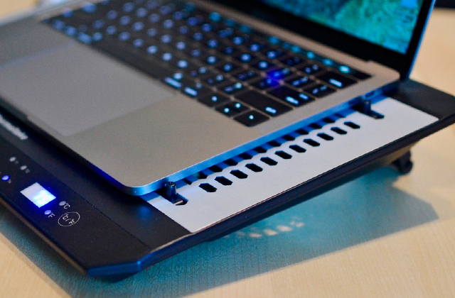Best Laptop Cooling Pads to Protect Your Machine  