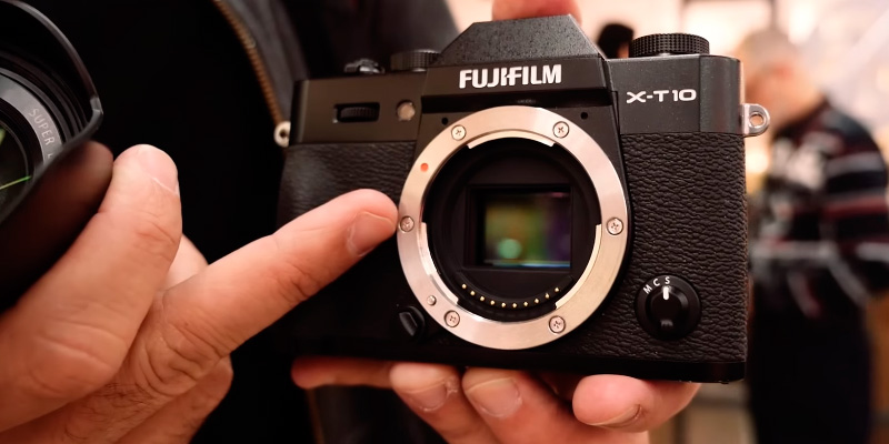 Review of Fujifilm X-T10 Compact System Camera
