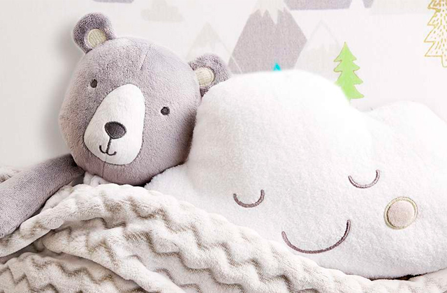 Best Pillow Pets for Your Baby to Cuddle With  