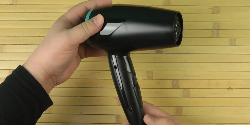 Review of Remington D1500 Dual Voltage 2000W Compact Travel Hair Dryer