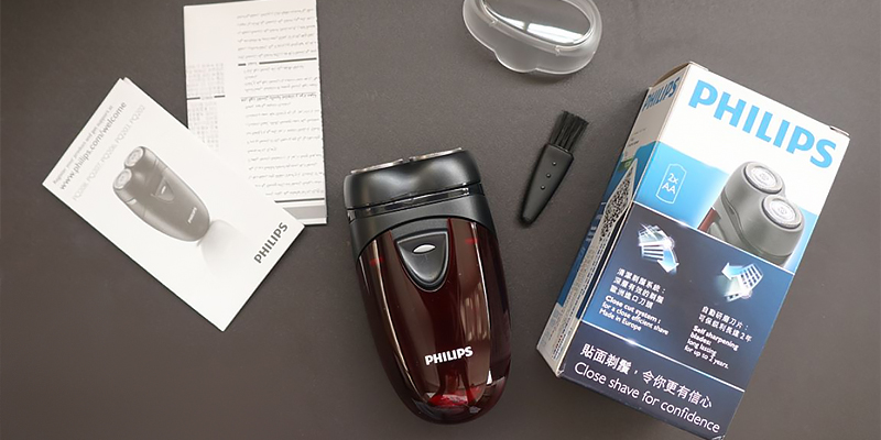 Review of Philips PQ206/18 Men's Electric Travel Shaver