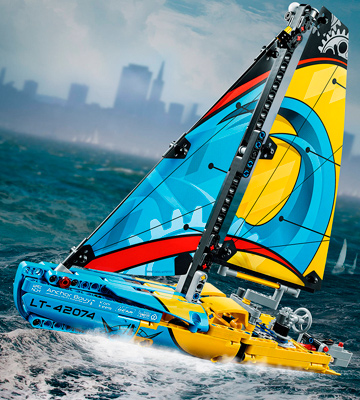 Review of LEGO 42074 Technic Racing Yacht Toy
