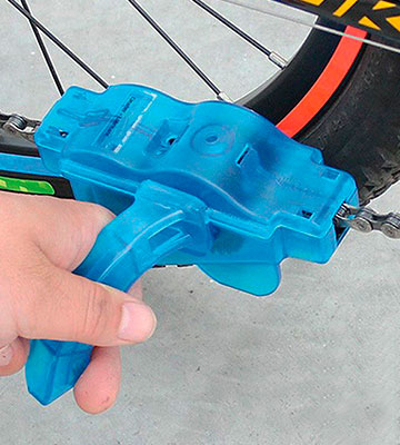 Review of Yizhet Chain Cleaner Bike Bicycle Kit