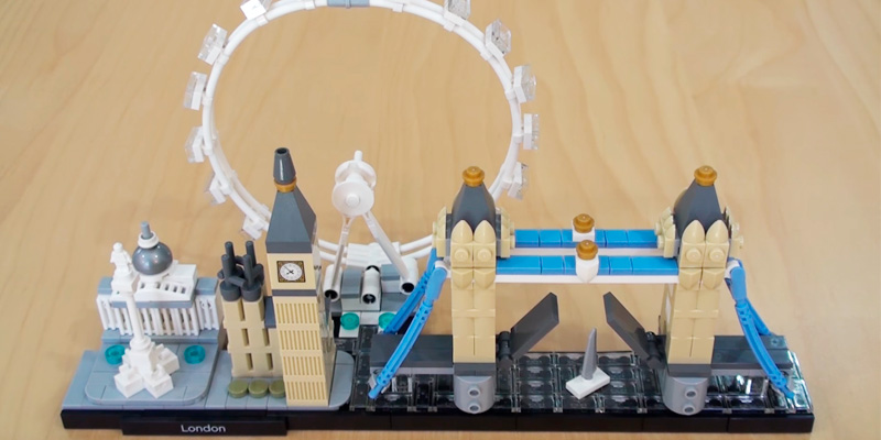 Review of LEGO 21034 Architecture Skyline Model
