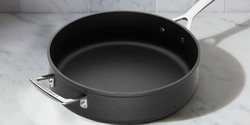 Review of Le Creuset 26 cm Toughened Non-Stick Saute Pan with Lid