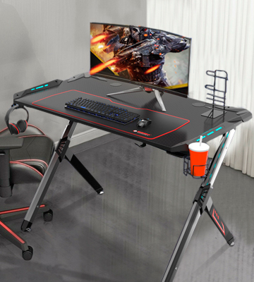 Review of UMI Essentials R1-S Gaming Desk with RGB Lights