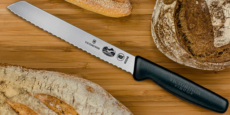 Review of Victorinox Bread Knife 21 cm Serrated Edge