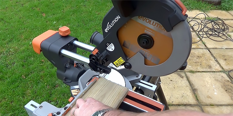 Review of Evolution Power Tools 046-0002A R210CMS Compound Saw with Multi-Material Cutting