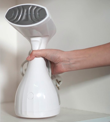 Review of homeasy Clothes Steamer Handheld Portable Garment Steamer