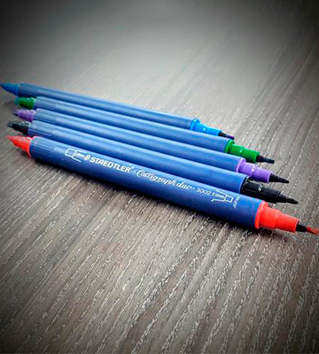 Review of Staedtler Calligraphy Pen Double-Ended Pack of 12 Assorted Colours
