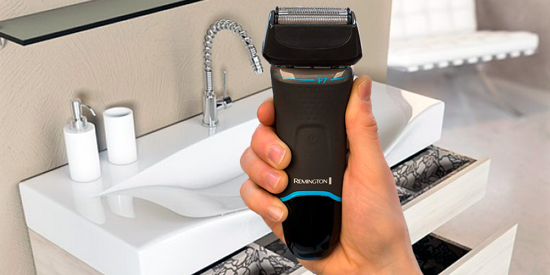 Review of Remington XF8505 Men's F7 Ultimate Series Foil Electric Waterproof Shaver