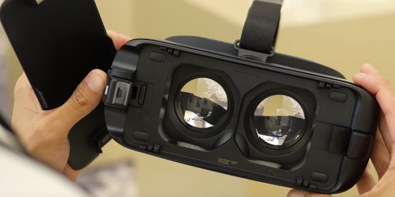 Samsung Gear Gen 2 Virtual Reality (UK Version) in the use - Bestadvisor