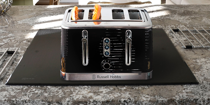 Review of Russell Hobbs 24381 Inspire 4 Slice Toaster