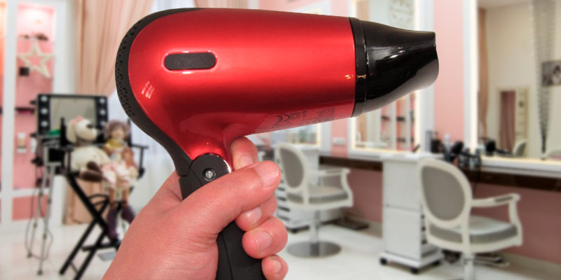 Review of Red Hot 37070 Professional Style Compact 1200W Travel Hair Dryer