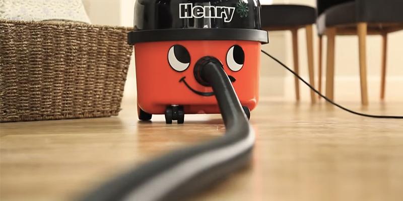 Review of Numatic HVR200-11 Henry Vacuum Cleaner