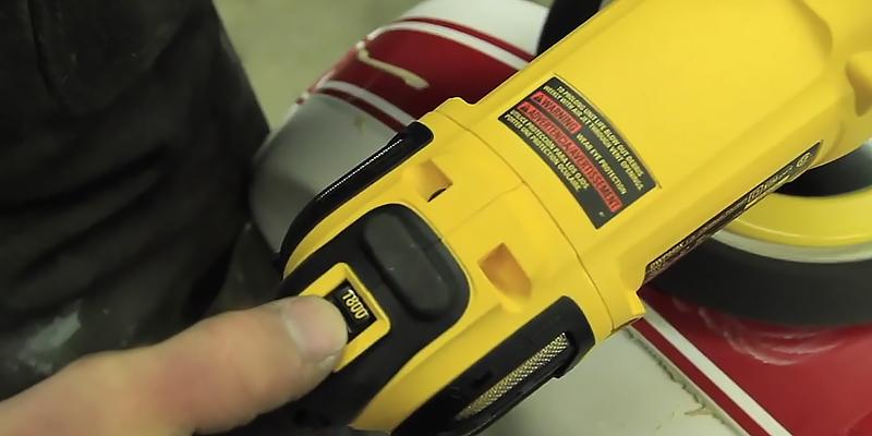 DEWALT (DWP849X) Variable Speed Polisher with Soft Start in the use