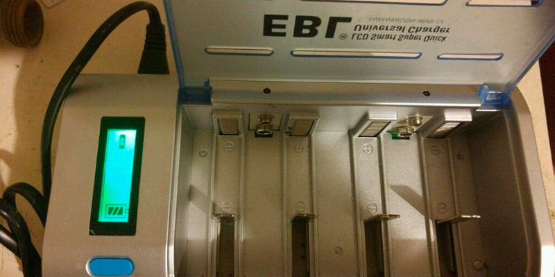 EBL Universal Battery Charger for AA AAA C D 9V in the use - Bestadvisor